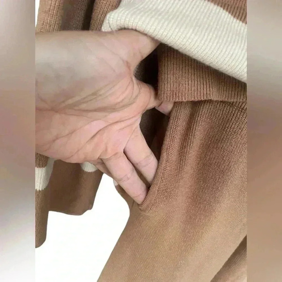 Polagram KNIT STRIPE LONG SLEEVE TOP AND PANTS SET tan cream wide leg oversized - Picture 6 of 9